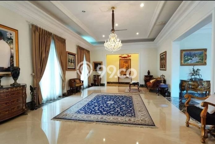 Hunian Mewah Siap Huni LT 656m2 di Kebayoran Baru, Jakarta Selatan Hunian Mewah Siap Huni LT 656m2 di Kebayoran Baru, Jakarta Selatan