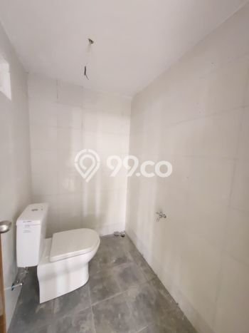 Gudang di BSD, Luas 750m², Pusat Bisnis, Siap Usaha Gudang di BSD, Luas 750m², Pusat Bisnis, Siap Usaha