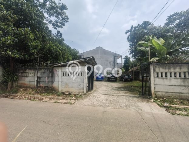 Dijual Segera Kost 9 Kamar, 8 Kamar Mandi di Cisauk, Tangerang, Luas 350m2 Dijual Segera Kost 9 Kamar, 8 Kamar Mandi di Cisauk, Tangerang, Luas 350m2