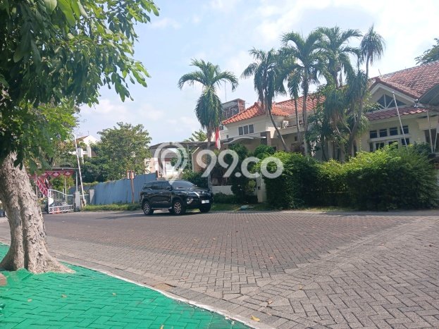 Rumah Elit LB 170m2 Siap Huni Desain Elegan di Citraland, Surabaya Rumah Elit LB 170m2 Siap Huni Desain Elegan di Citraland, Surabaya