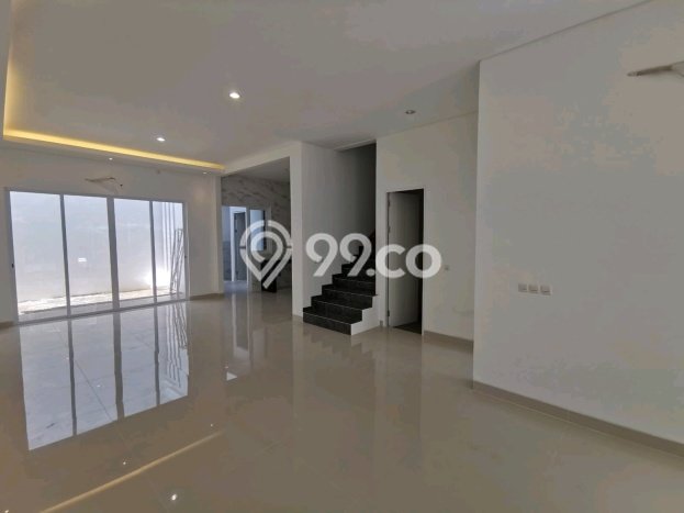 Rumah Mewah Siap Huni LT 180m2 di Wiyung, Surabaya Rumah Mewah Siap Huni LT 180m2 di Wiyung, Surabaya