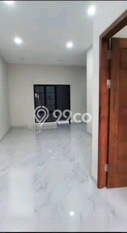 For Sale Rumah 4 Kamar Lokasi Strategis Bagus dan Strategis di Rungkut For Sale Rumah 4 Kamar Lokasi Strategis Bagus dan Strategis di Rungkut