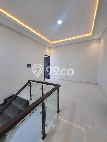 Dijual Rumah Luas Megah Dengan View Eksklusif di Citraland, Surabaya Dijual Rumah Luas Megah Dengan View Eksklusif di Citraland, Surabaya