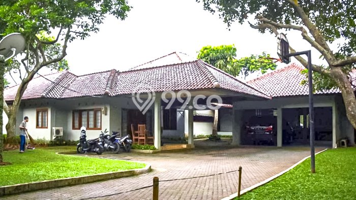 Ready to Use! Luxury House LT 1100m2 Desain Elegan di Pondok Cabe Ready to Use! Luxury House LT 1100m2 Desain Elegan di Pondok Cabe