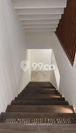 Ready to Use! Premium House LT 180m2 Desain Elegan di Lebak Bulus Ready to Use! Premium House LT 180m2 Desain Elegan di Lebak Bulus
