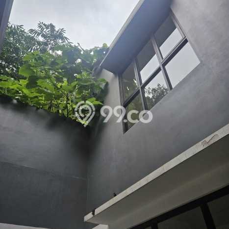 Rumah Modern Minimalis 5 KT Siap Huni di BSD Rumah Modern Minimalis 5 KT Siap Huni di BSD