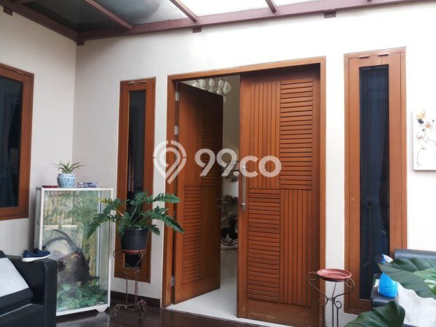 Ready to Use! Luxury House LT 300m2 Desain Elegan di Jatimakmur Ready to Use! Luxury House LT 300m2 Desain Elegan di Jatimakmur