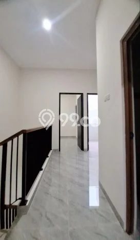 Rumah Minimalis 2 KT di Galaxy Bekasi Full Furnished Rumah Minimalis 2 KT di Galaxy Bekasi Full Furnished