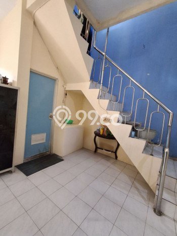 For Sale Hunian Rumah Terawat 7 Kamar di Pondok Gede, Bekasi For Sale Hunian Rumah Terawat 7 Kamar di Pondok Gede, Bekasi