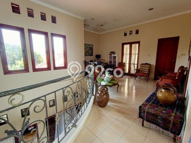 Rumah Elit Modern Siap Huni di Jatiwaringin Bekasi Rumah Elit Modern Siap Huni di Jatiwaringin Bekasi