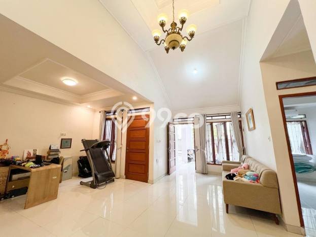 For Sale Hunian Rumah Terawat 4 KT di Galaxy, Bekasi For Sale Hunian Rumah Terawat 4 KT di Galaxy, Bekasi