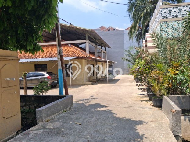 Ready to Use! Luxury House LT 300m2 Desain Elegan di Jatimakmur Ready to Use! Luxury House LT 300m2 Desain Elegan di Jatimakmur
