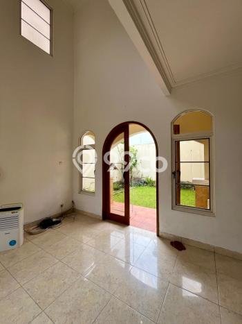 Jual Rumah Mewah Elegan Dengan View Eksklusif di Maguwoharjo, Yogyakarta Jual Rumah Mewah Elegan Dengan View Eksklusif di Maguwoharjo, Yogyakarta