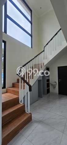 Siap Huni Rumah Mewah 5 Kamar di Sleman Dekat ke Mana Pun Siap Huni Rumah Mewah 5 Kamar di Sleman Dekat ke Mana Pun