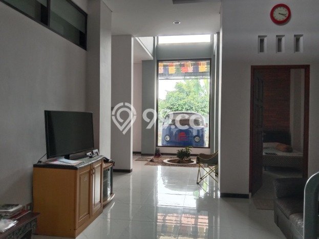 Dijual Rumah 5 Kamar Lokasi Ideal Nyaman dan Strategis di Sleman Dijual Rumah 5 Kamar Lokasi Ideal Nyaman dan Strategis di Sleman