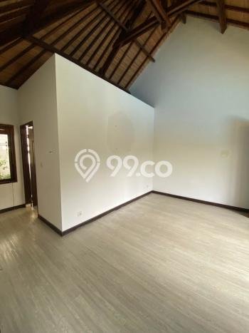 Vila Kawasan , Area 575m2m², Lokasi Strategis Vila Kawasan , Area 575m2m², Lokasi Strategis