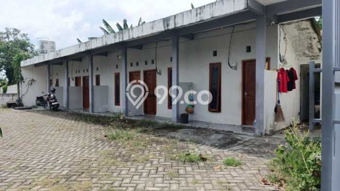 Kos-kosan Dijual di Menganti, Gresik, 6 KT, 6 KM, Bangunan 140m2 Kos-kosan Dijual di Menganti, Gresik, 6 KT, 6 KM, Bangunan 140m2