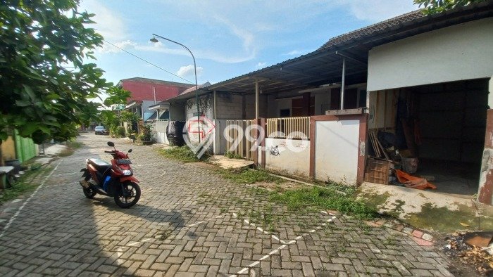 Jual Rumah Harga Miring Candi Punya 2 Kamar & LT 131m2 Jual Rumah Harga Miring Candi Punya 2 Kamar & LT 131m2