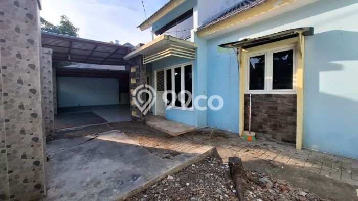 Dijual Rumah 3 Kamar Lokasi Strategis Nyaman dan Strategis di Karangpilang Dijual Rumah 3 Kamar Lokasi Strategis Nyaman dan Strategis di Karangpilang