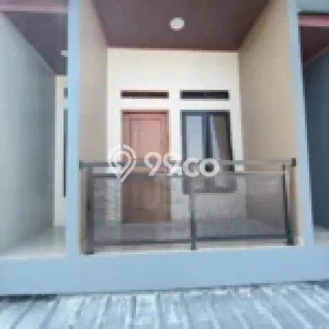 Hunian Nyaman Asri 4 KT Siap Huni di Perwira Bekasi Hunian Nyaman Asri 4 KT Siap Huni di Perwira Bekasi