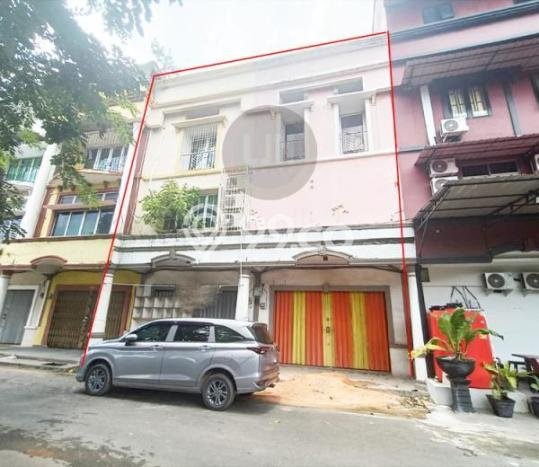 Ruko Dijual di Batam LT 174m2 & LB 522m2 Lokasi Terbaik! Ruko Dijual di Batam LT 174m2 & LB 522m2 Lokasi Terbaik!