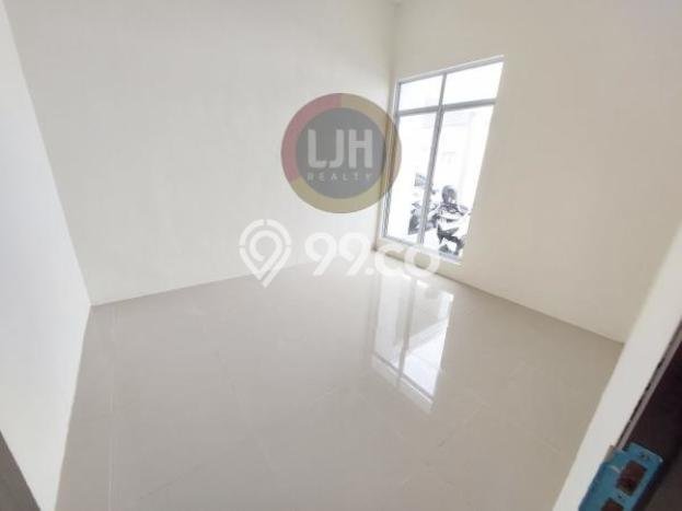 For Sale Hunian Rumah Terawat 2 KT di Batam Centre, Batam For Sale Hunian Rumah Terawat 2 KT di Batam Centre, Batam