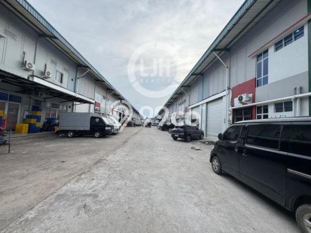 Area Strategis! Disewakan Gudang Lokasi Bengkong, Batam Cocok untuk Bisnis Area Strategis! Disewakan Gudang Lokasi Bengkong, Batam Cocok untuk Bisnis