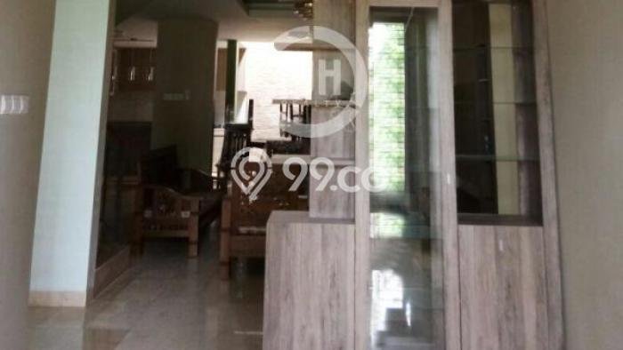 For Sale Rumah 4 Kamar Lokasi Strategis Bagus dan Strategis di Batam Kota For Sale Rumah 4 Kamar Lokasi Strategis Bagus dan Strategis di Batam Kota