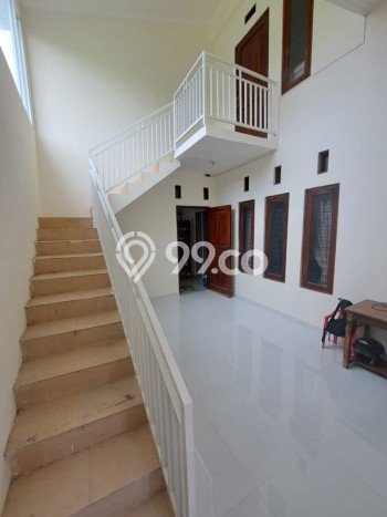 Rumah di Ngaglik, Sleman, Luas 226m2m² LB 155m2m² Rumah di Ngaglik, Sleman, Luas 226m2m² LB 155m2m²