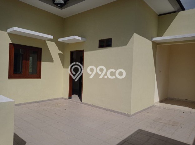 Lokasi strategis! Rumah siap pakai dikontrakkan di Ngaglik LB 180m2 Lokasi strategis! Rumah siap pakai dikontrakkan di Ngaglik LB 180m2