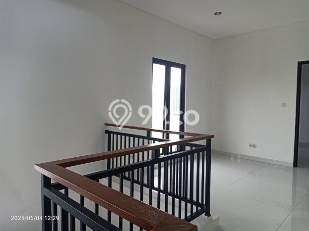Rumah di Ngaglik, 3 KT, Konsep Minimalis, Luas 141m2m² LB 128m2m² Rumah di Ngaglik, 3 KT, Konsep Minimalis, Luas 141m2m² LB 128m2m²