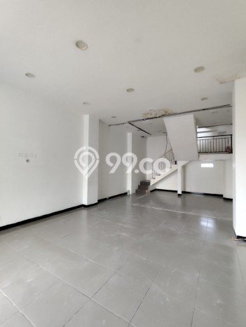 FOR RENT! Ruko di Caturtunggal Cocok untuk Bisnis 200m2 FOR RENT! Ruko di Caturtunggal Cocok untuk Bisnis 200m2