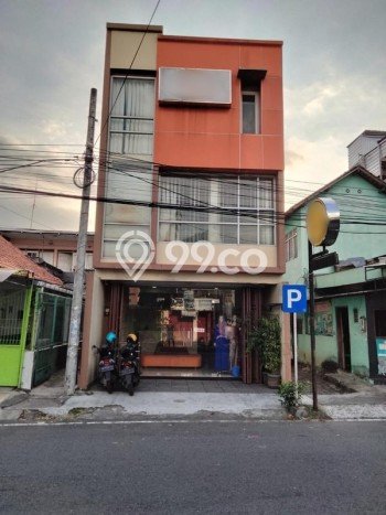 Ruko Premium di , Luas 150m2m², Area Komersial, Tingkat Keramaian Tinggi Ruko Premium di , Luas 150m2m², Area Komersial, Tingkat Keramaian Tinggi