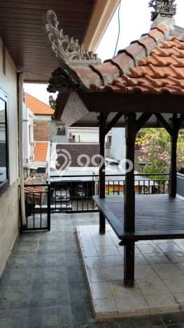 Disewakan! Rumah 5 Kamar Tidur &
3 Kamar Mandi di Renon, Denpasar Disewakan! Rumah 5 Kamar Tidur &
3 Kamar Mandi di Renon, Denpasar