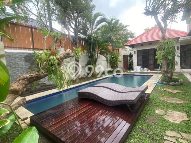 LOKASI PREMIUM! Vila Kawasan , Luas 0m2m², Akses Mudah Pusat Kota LOKASI PREMIUM! Vila Kawasan , Luas 0m2m², Akses Mudah Pusat Kota