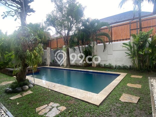 LOKASI PREMIUM! Vila Kawasan , Luas 0m2m², Akses Mudah Pusat Kota LOKASI PREMIUM! Vila Kawasan , Luas 0m2m², Akses Mudah Pusat Kota