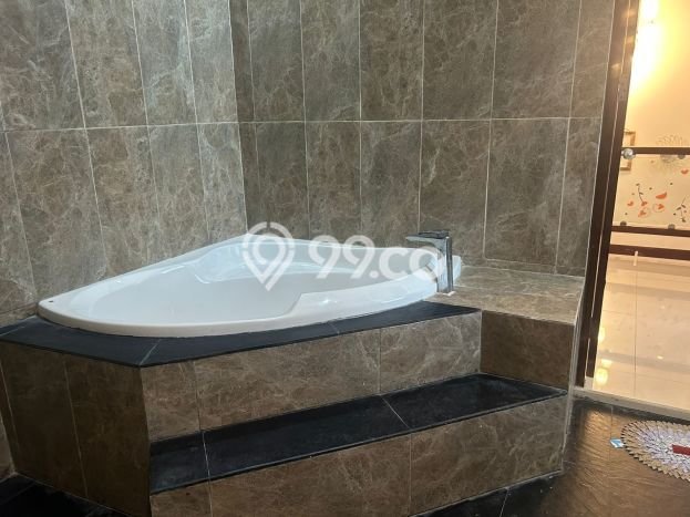 Dijual Hunian Rumah Terawat 4 KT di Nusa Dua, Badung Dijual Hunian Rumah Terawat 4 KT di Nusa Dua, Badung