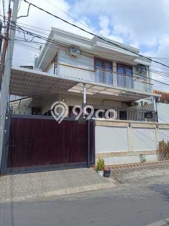 Rumah Luas Asri 3 KT Siap Huni di Renon Denpasar Rumah Luas Asri 3 KT Siap Huni di Renon Denpasar