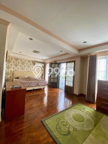 For Sale! Luxury House LT 188m2 Desain Elegan di Pondok Indah For Sale! Luxury House LT 188m2 Desain Elegan di Pondok Indah