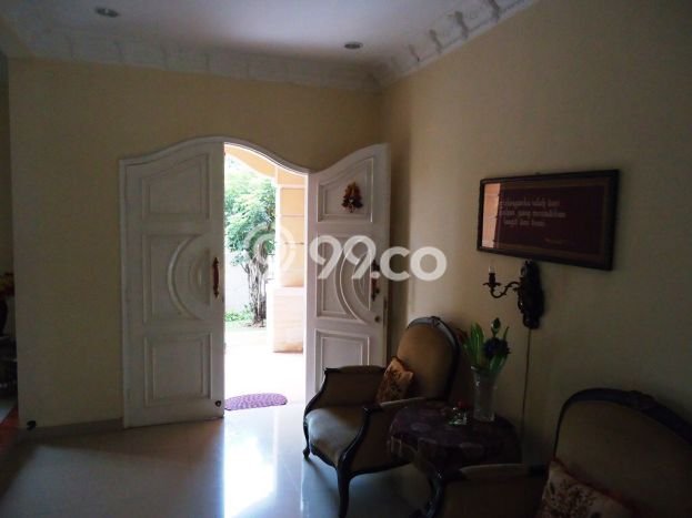 Dijual Rumah Mewah Elegan Dengan View Eksklusif di Cibubur, Depok Dijual Rumah Mewah Elegan Dengan View Eksklusif di Cibubur, Depok