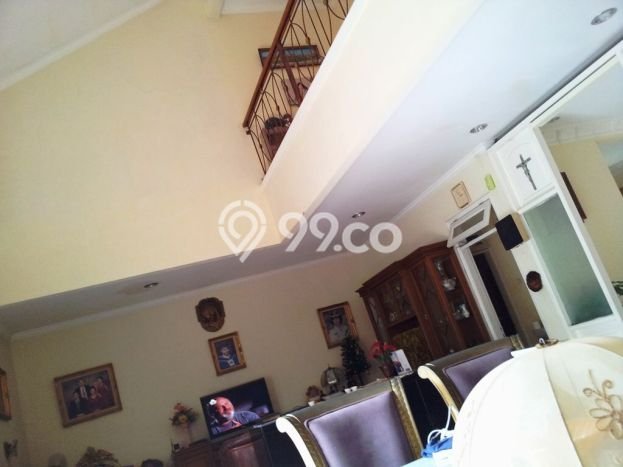 Dijual Rumah Mewah Elegan Dengan View Eksklusif di Cibubur, Depok Dijual Rumah Mewah Elegan Dengan View Eksklusif di Cibubur, Depok