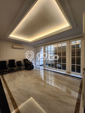 Rumah Mewah LB 1100m2 Siap Huni Desain Elegan di Kuningan, Jakarta Selatan Rumah Mewah LB 1100m2 Siap Huni Desain Elegan di Kuningan, Jakarta Selatan