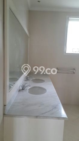 Rumah Luxury Modern Tanpa Renovasi di Kemang Jakarta Selatan Rumah Luxury Modern Tanpa Renovasi di Kemang Jakarta Selatan
