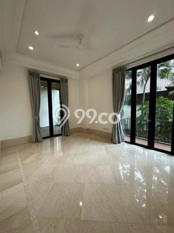 Rumah Bagus Siap Pakai Di Cilandak Luas 230m2 Lokasi Strategis Rumah Bagus Siap Pakai Di Cilandak Luas 230m2 Lokasi Strategis