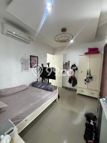 Siap Huni Rumah Mewah 5 Kamar di Jagakarsa Dekat ke Mana Pun Siap Huni Rumah Mewah 5 Kamar di Jagakarsa Dekat ke Mana Pun