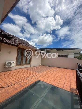 Rumah Elit LB 450m2 Siap Huni Desain Elegan di Cipete, Jakarta Selatan Rumah Elit LB 450m2 Siap Huni Desain Elegan di Cipete, Jakarta Selatan