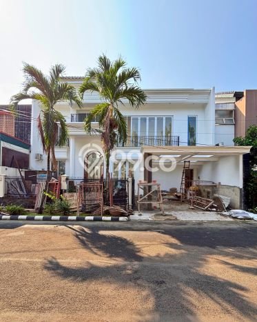 Ready to Use! Premium House LT 316m2 Desain Modern di Bintaro Ready to Use! Premium House LT 316m2 Desain Modern di Bintaro