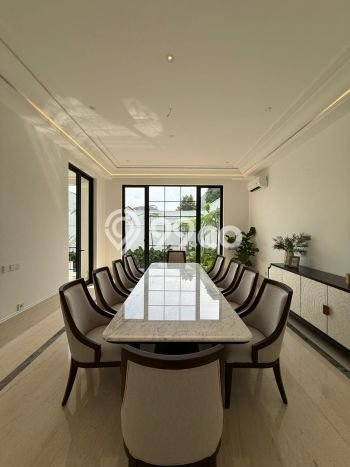Hunian Elit LB 833m2 Siap Pakai Desain Elegan di Kemang, Jakarta Selatan Hunian Elit LB 833m2 Siap Pakai Desain Elegan di Kemang, Jakarta Selatan
