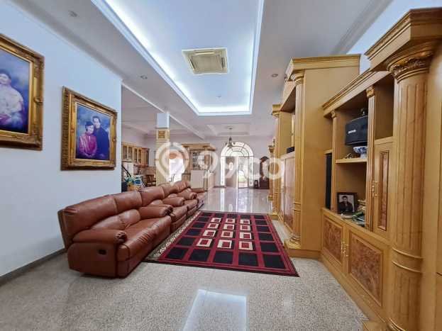 Rumah Luxury Modern Tanpa Renovasi di Ciganjur Jakarta Selatan Rumah Luxury Modern Tanpa Renovasi di Ciganjur Jakarta Selatan