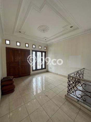 Ready to Use! Luxury House LT 468m2 Desain Elegan di Joglo Ready to Use! Luxury House LT 468m2 Desain Elegan di Joglo